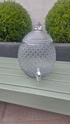 drinks dispenser