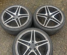 19 inch Mercedes amg alloys