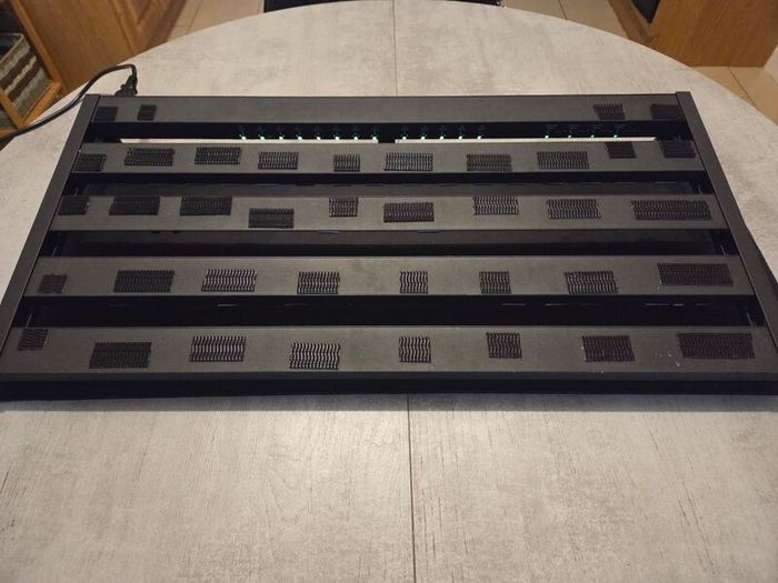 Pedalboard Harley Benton Spaceship 80 Power.