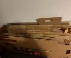 26 moving boxes - mixed sizes, majority from Ikea