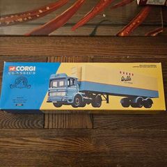 Corgi Classics 21401 "WALL'S" AEC Refrigerated Box Trailer Set. Limited Edition