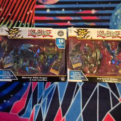 YU-GI-OH figures 3.75 " Blue- Eyes White Dragon And Gate Guardian Double Pack Red Eyes Black Dragon + Harpie