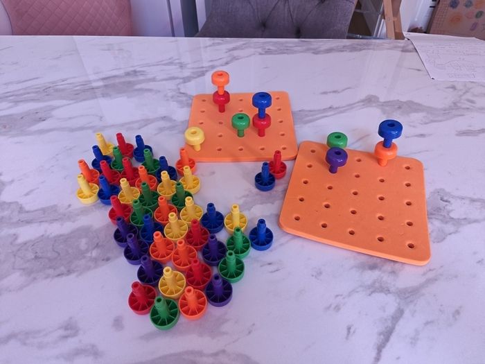 peg board