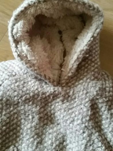 zara baby jumper