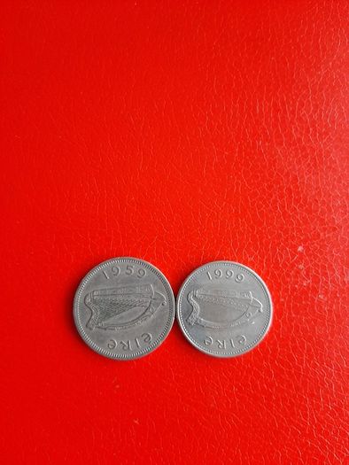 1959 Irish Shilling and 1999 10 Pence
