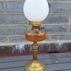 Victorin oil lamp