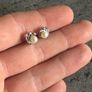 9 carat pearl earrings Image 5