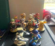 Official Nintendo amiibo bundle