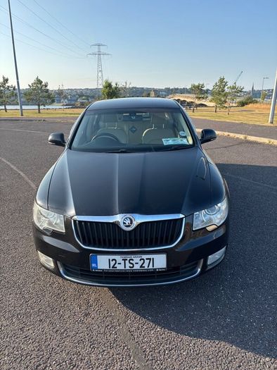 Skoda Superb 2012