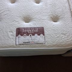 2 single beds