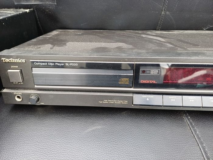 Technics cd player