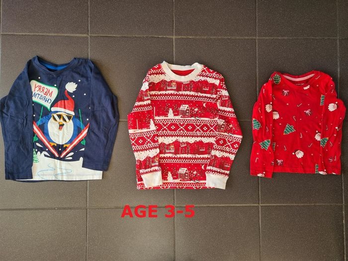 Kids Christmas tops