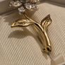 1980's Gold Plated Flower Brooch Image 3