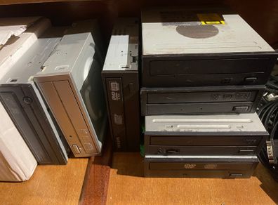 Stock of desktop internal CD drives