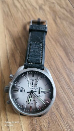Diesel Analog Quartz Men Watch Grey Black Popular