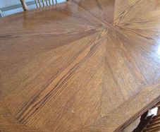 Beautiful solid mahogany extendable dining table and 6 chairs