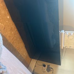 black high gloss unit