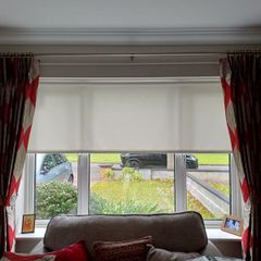 Fully lined living room curtains