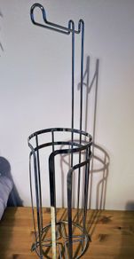 toilet roll holder