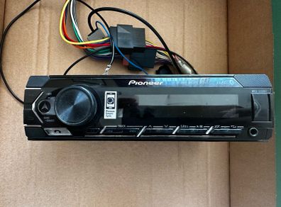 Pioneer S320BT single Din head unit