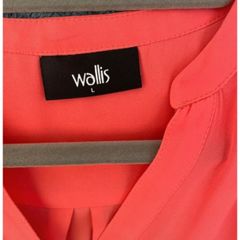 Wallis Sleeveless Blouse