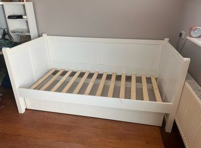 Day Bed Frame FREE