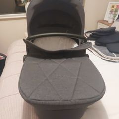 I candy orange (older model) bassinet