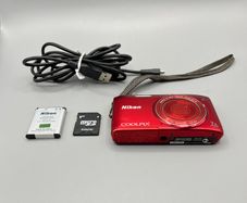 Nikon COOLPIX S3500 20.1MP - Digital Camera - Red - Full Kit