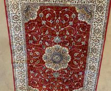 Pair of traditional style rugs - 170 cm x 120 cm