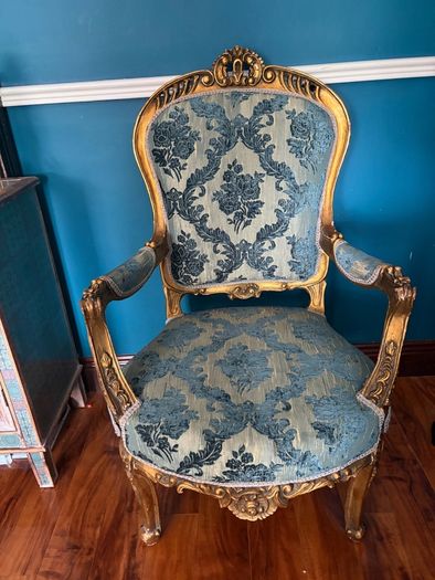 Beautiful Antique French Louis XV Style Gilt Armchair - Ornate Carved Blue Damask