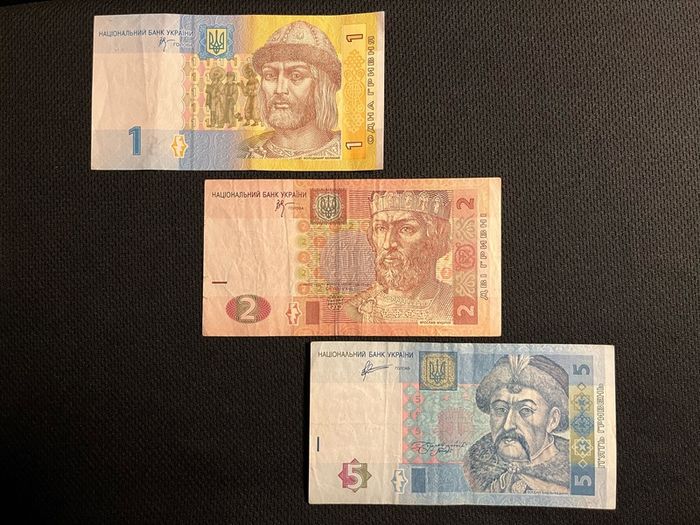 1,2,5 Grivna from Ukraine ( 2 sets )