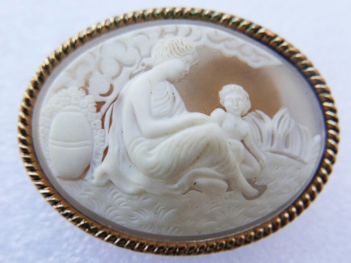 Vintage Shell Cameo Brooch Cameo Ivory Scarf Clip