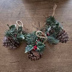 Christmas pine cone clusters