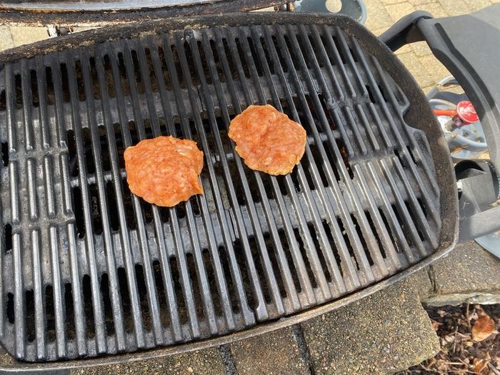 Weber Q2000