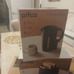 toaster and kettle