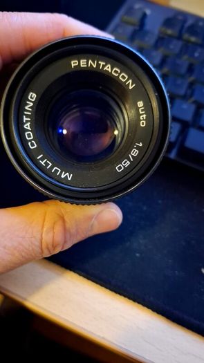 pentacon 1.8 50mm M42 prime Lens