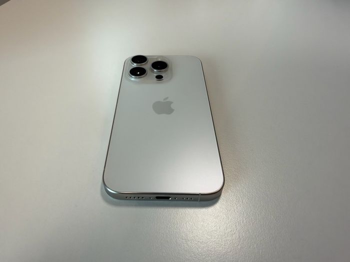 Iphone 15 pro 128GB