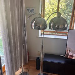 Floor lamp x2