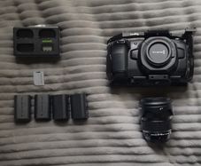 Blackmagic Pocket Cinema Camera 4K & OM SYSTEM M.Zuiko Digital ED 12-40mm f/2.8 PRO II