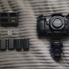 Blackmagic Pocket Cinema Camera 4K & OM SYSTEM M.Zuiko Digital ED 12-40mm f/2.8 PRO II
