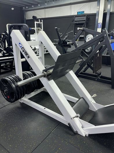 Cybex Gen 1 - 45 Degree Leg press (REFURBISHED)