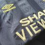 Authentic 1993-1995 Manchester United Away Shirt (Umbro) Image 3