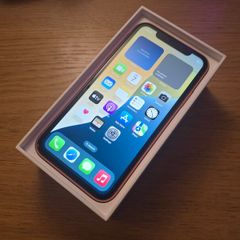 iPhone XR Unlocked