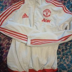 man utd lightwieght training top