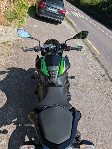 Kawasaki ZR800 2016