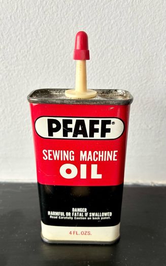 Vintage Pfaff Sewing Machine Oil Tin