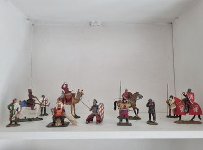 Lead soldiers