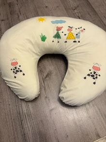 Nursing pillow