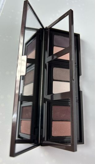 Laura Mercier eyeshadow palette