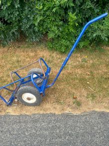 heavy-duty pipe and carpet trolley